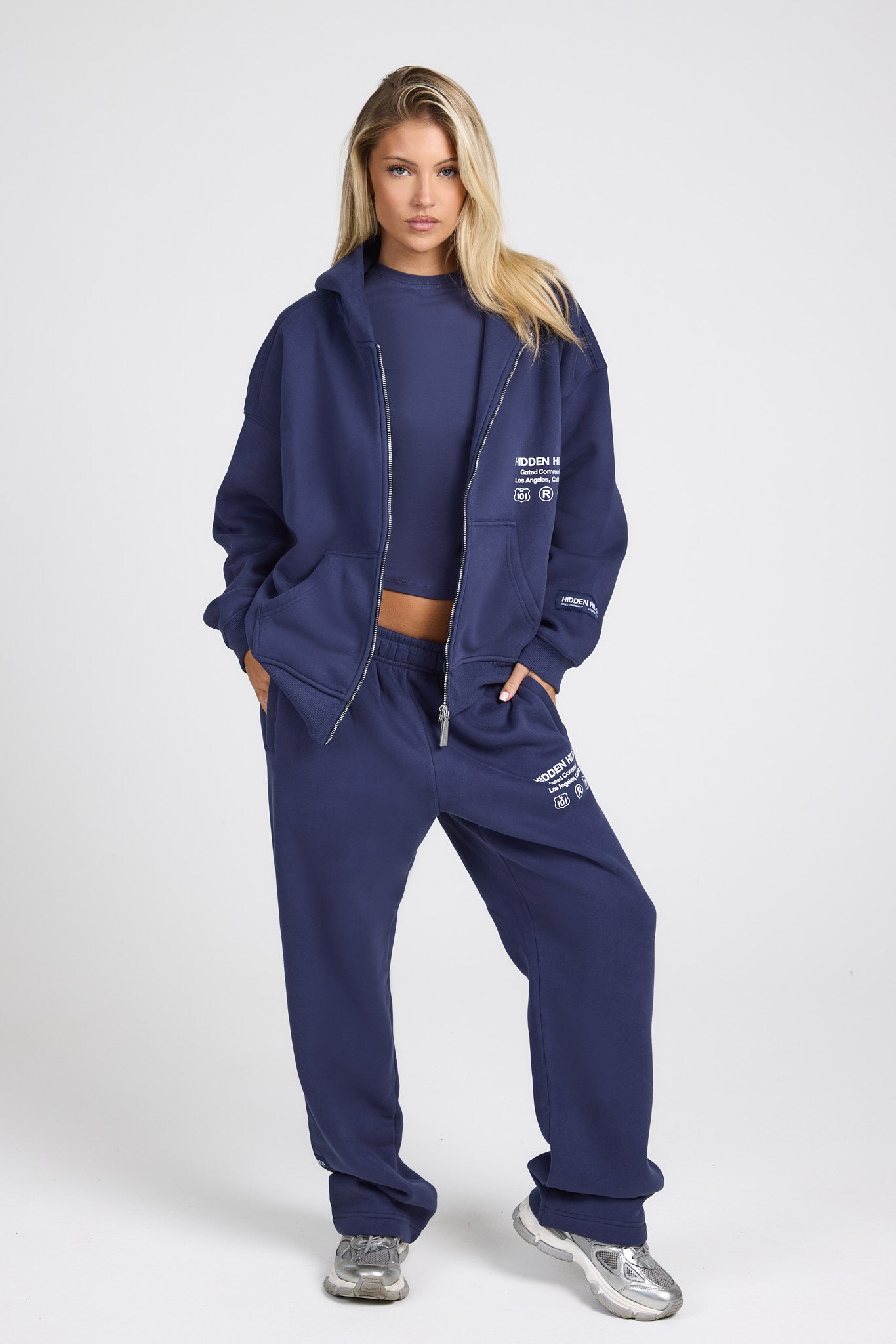 LABEL STRAIGHT LEG SWEATPANTS FUTURE DUSK