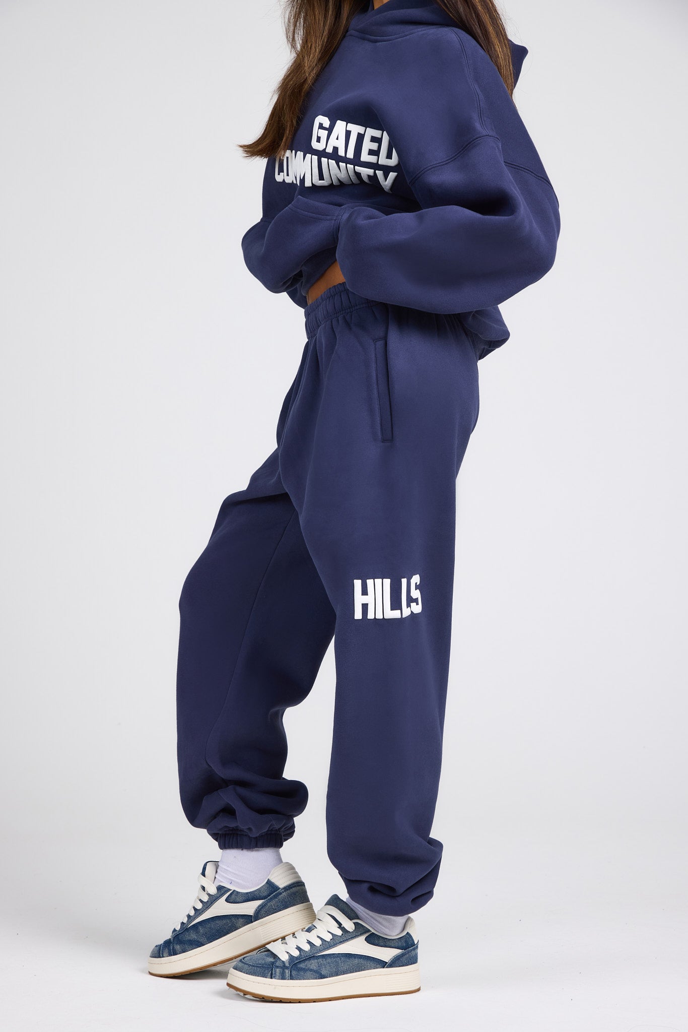 GATED COMMUNITY CUFFED SWEATPANTS FUTURE DUSK