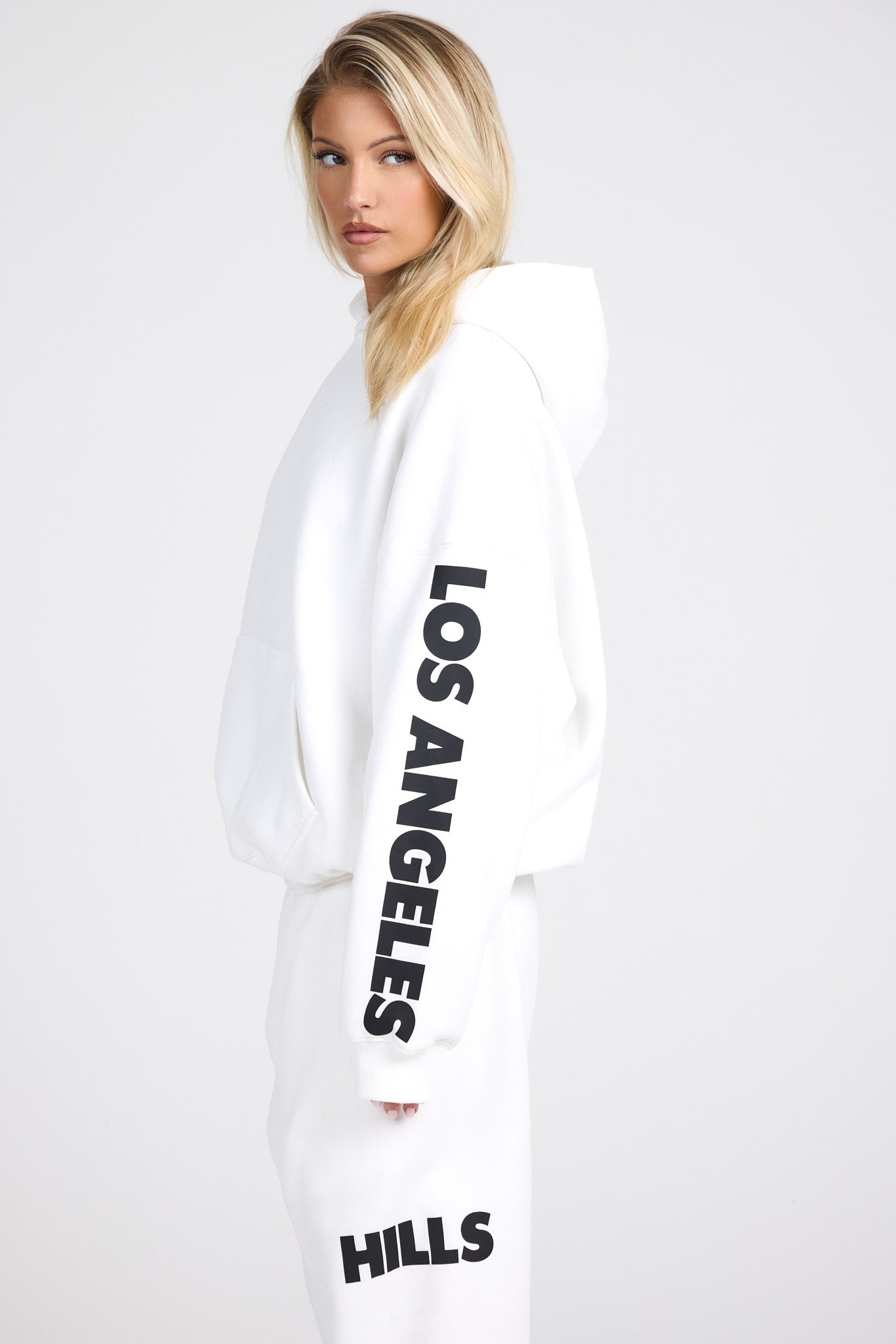 SLEEVE LOGO HOODIE OFF WHITE