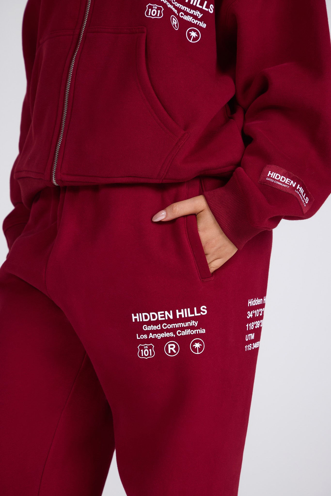 LABEL STRAIGHT LEG SWEATPANTS BURGUNDY