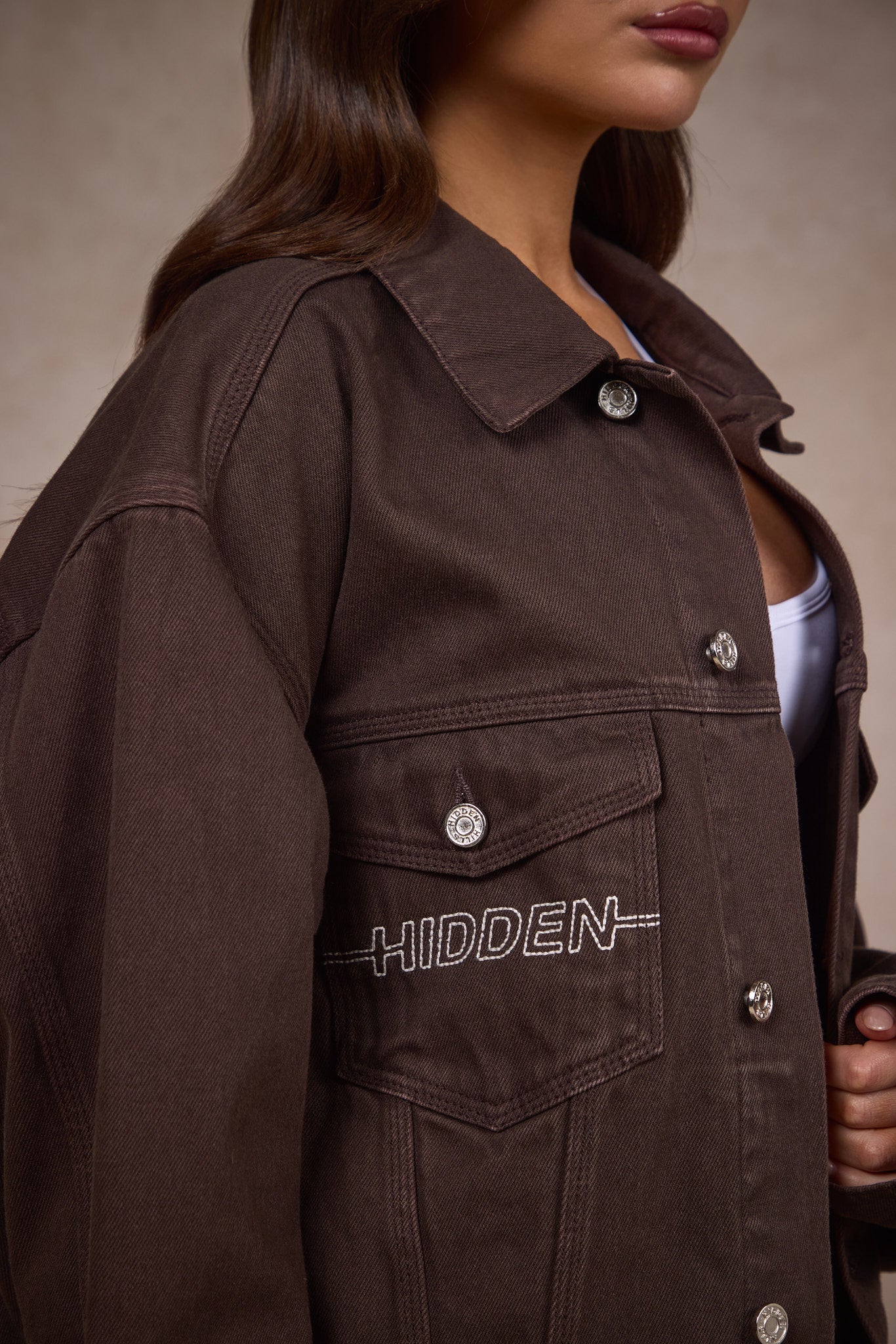 LOGO STITCH DENIM JACKET DARK BROWN