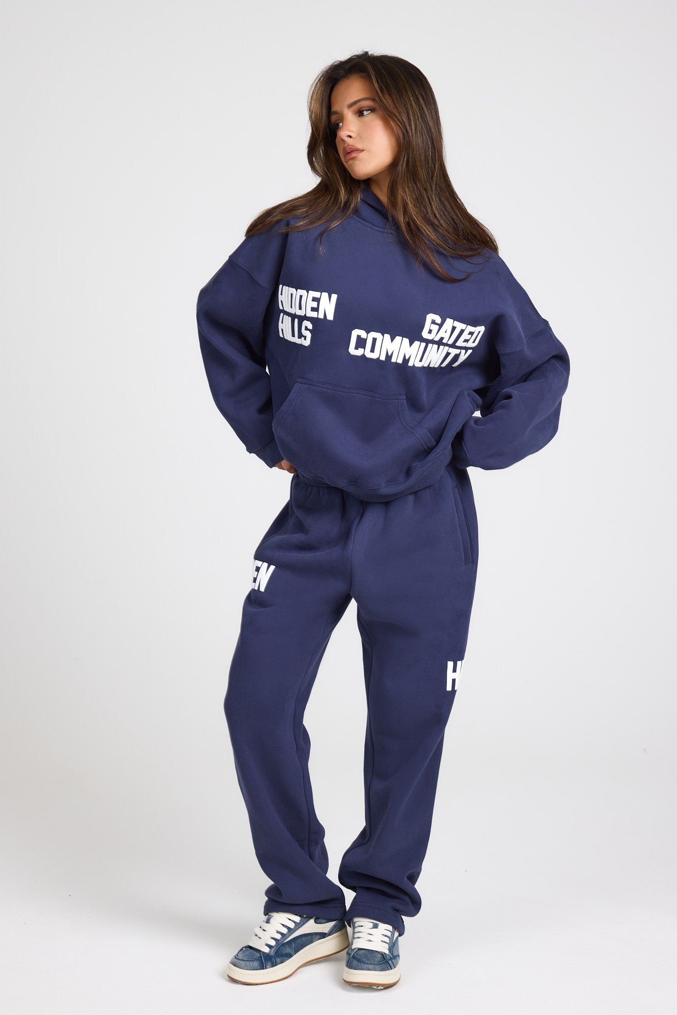 GATED COMMUNITY STRAIGHT LEG SWEATPANTS FUTURE DUSK