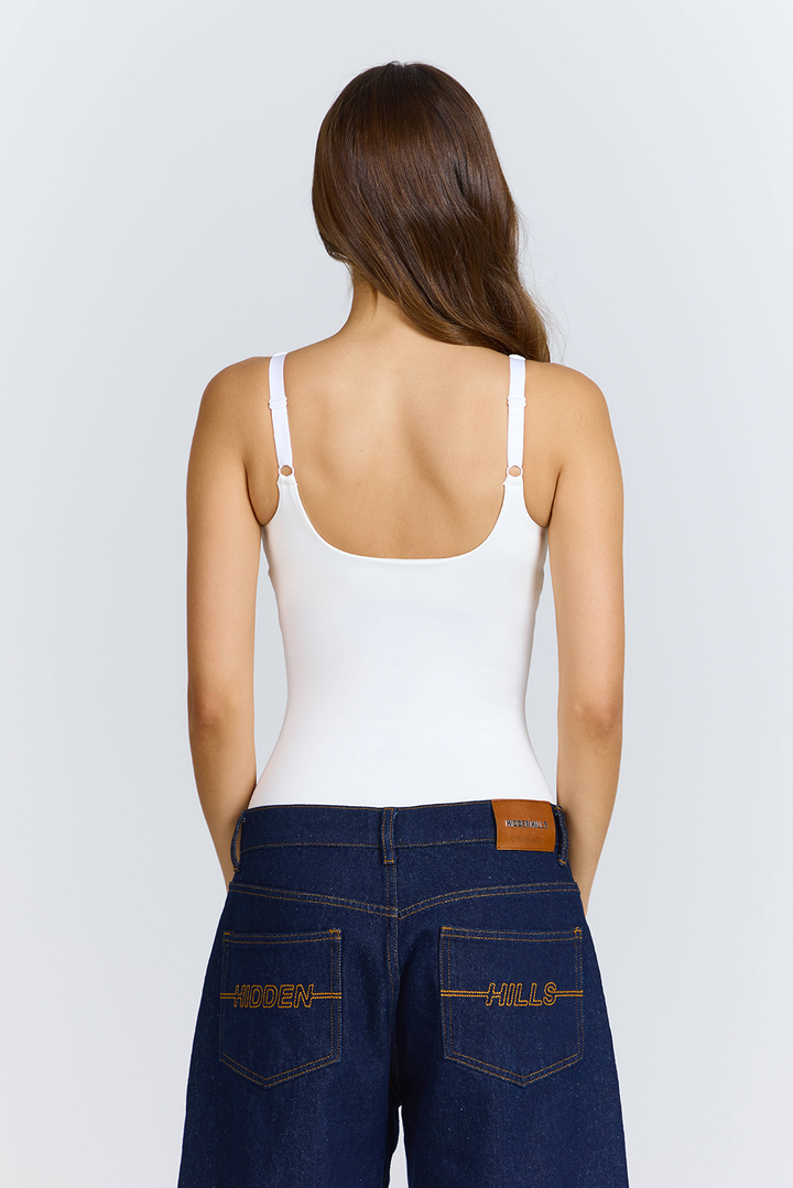 LABEL BODYSUIT WHITE – Hidden Hills
