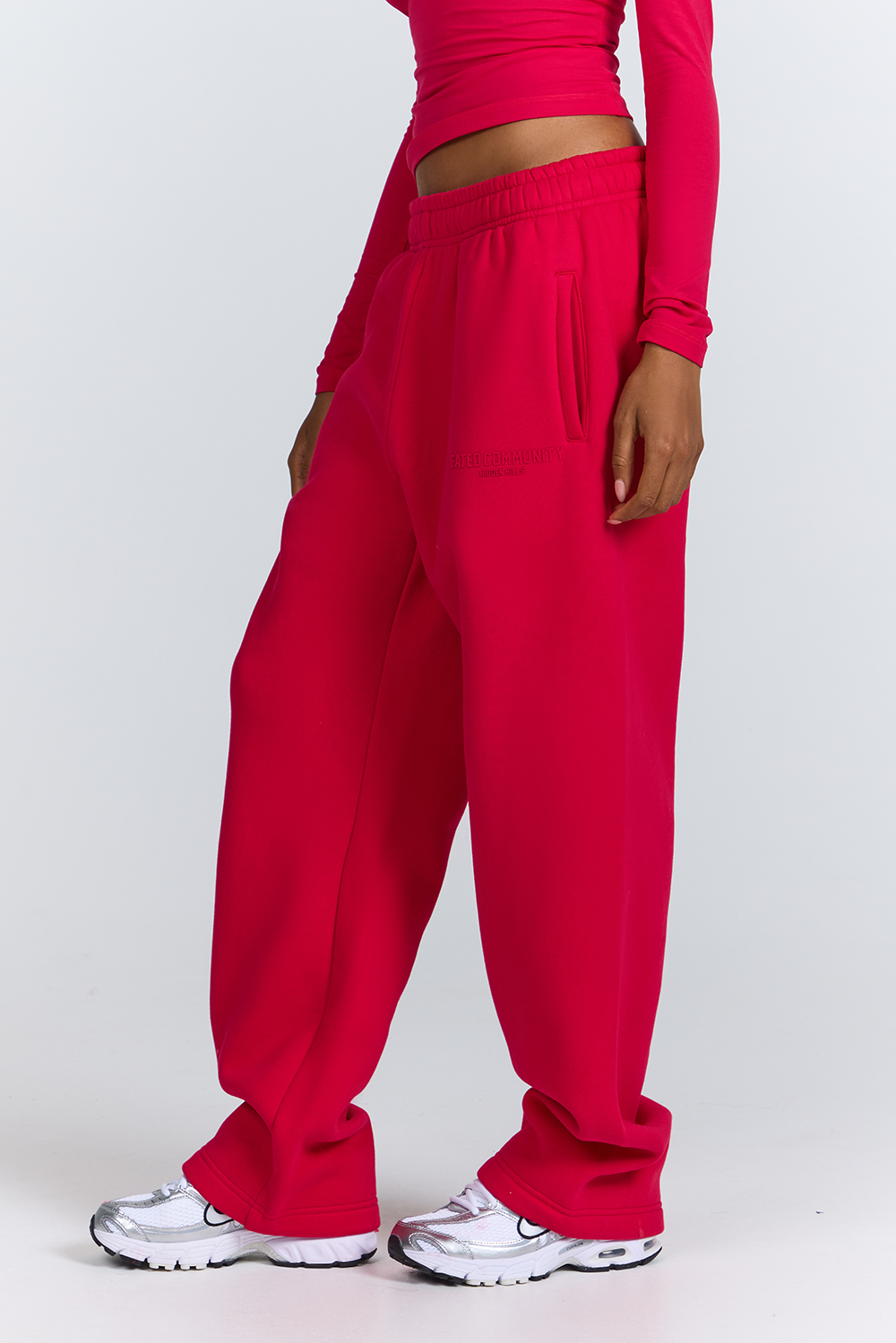 BASICS STRAIGHT-LEG SWEATPANTS RASPBERRY RED – Hidden Hills