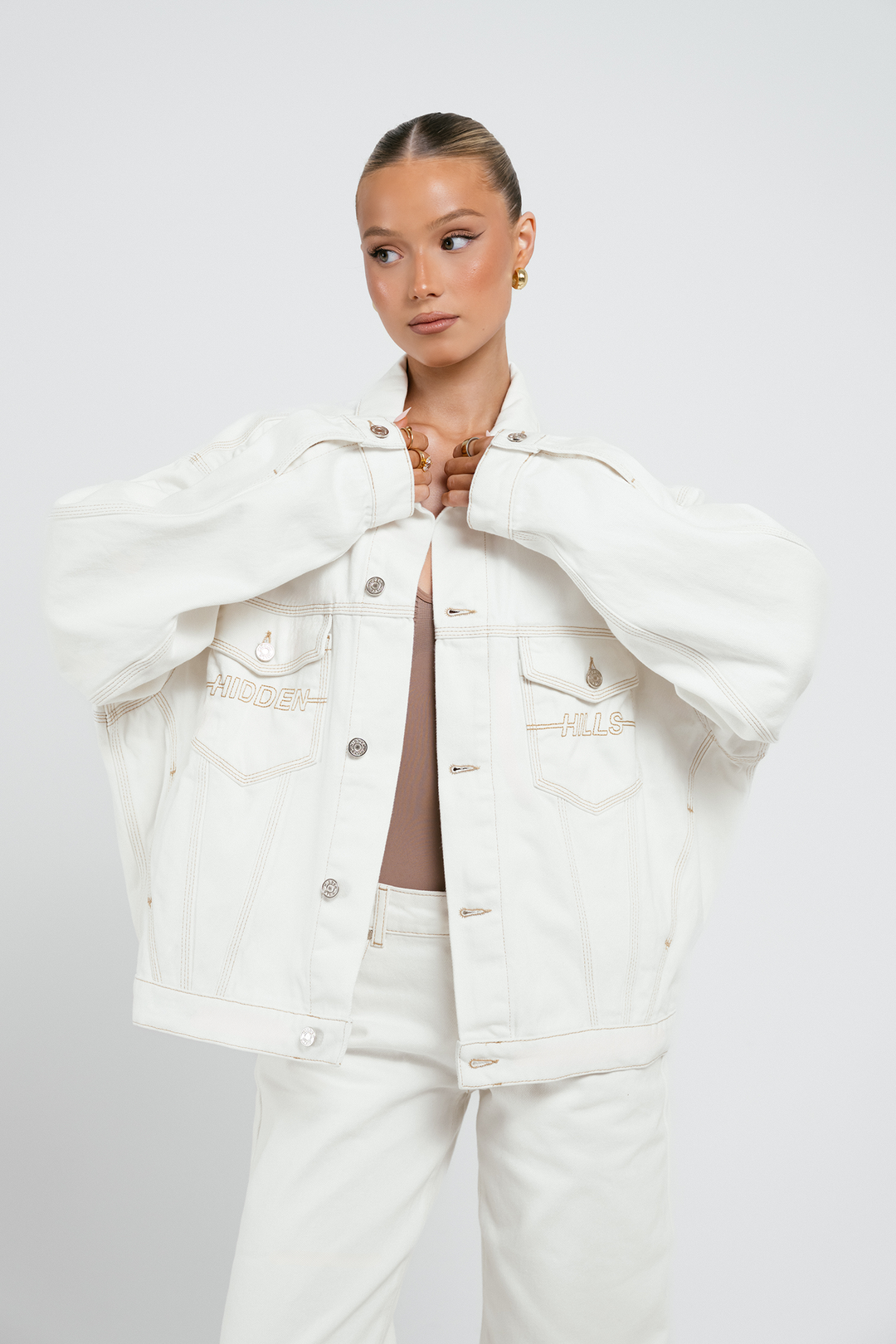 LOGO STITCH DENIM JACKET OFF WHITE - Hidden Hills