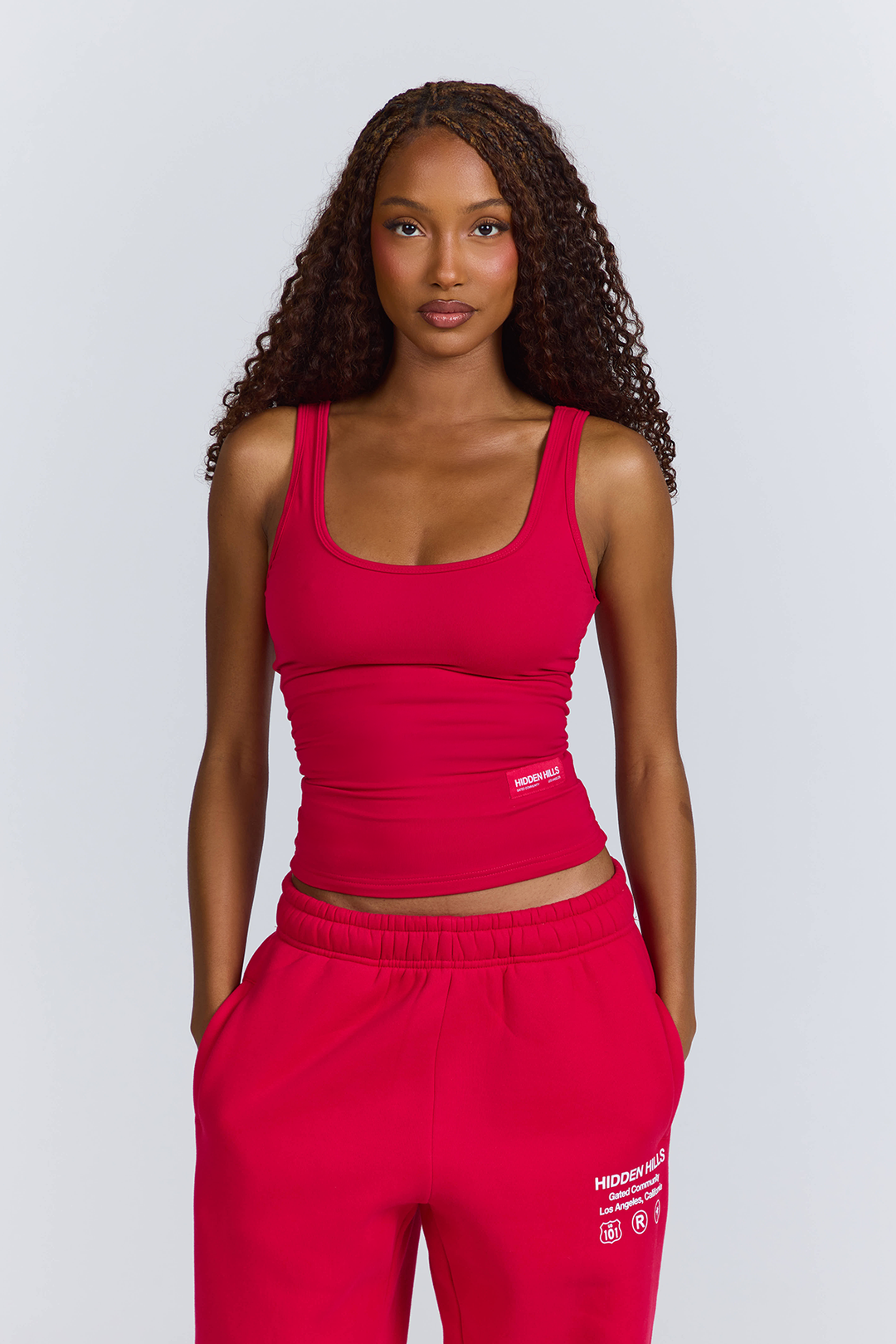 LABEL TANK TOP RASPBERRY RED – Hidden Hills
