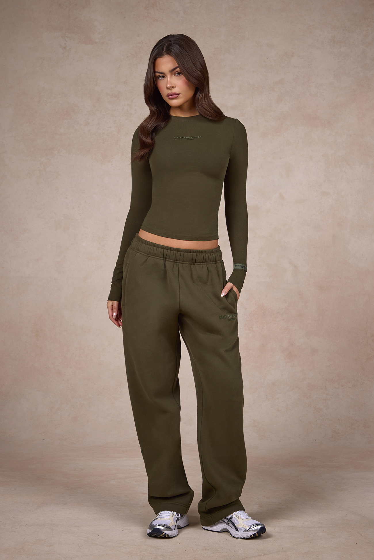 BASICS STRAIGHT LEG SWEATPANTS OLIVE