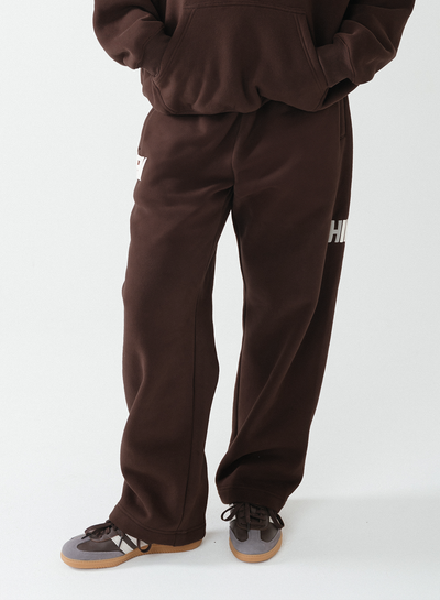 GATED COMMUNITY SWEATPANTS DARK BROWN