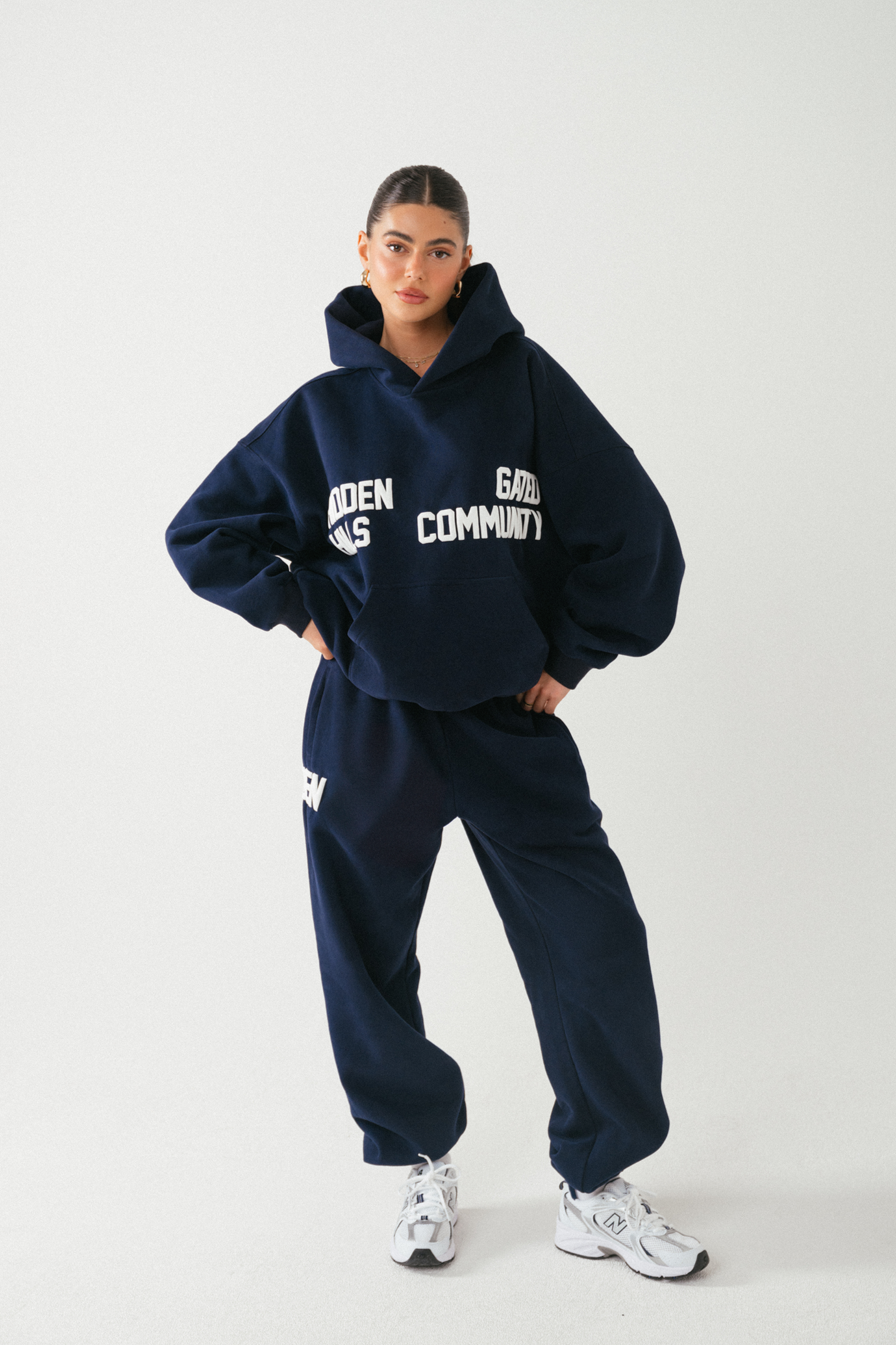 GATED COMMUNITY HOODIE NAVY