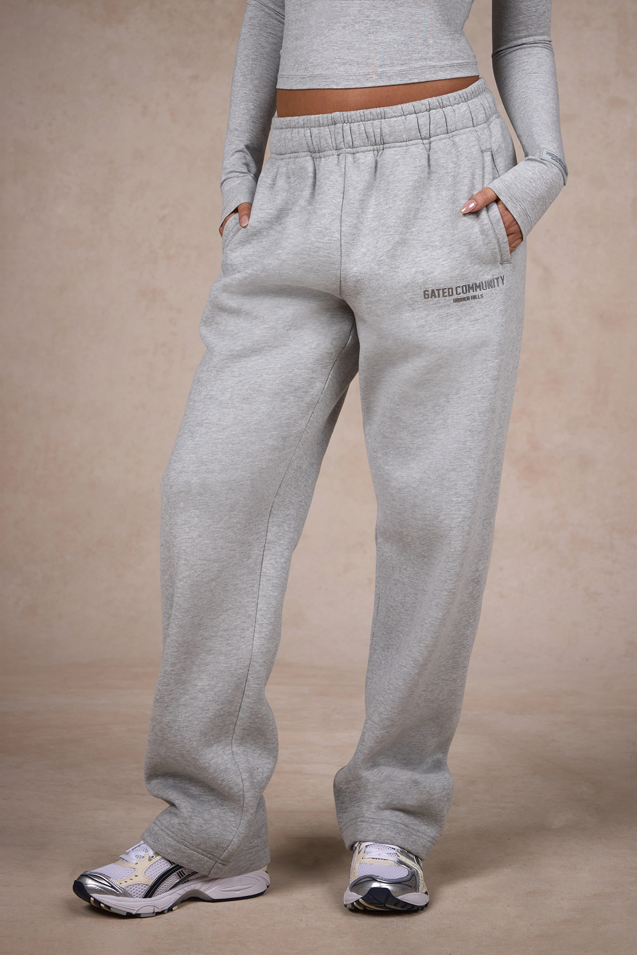 BASICS STRAIGHT LEG SWEATPANTS MEDIUM GREY