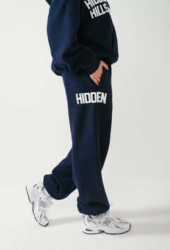 GATED COMMUNITY CUFFED SWEATPANTS NAVY