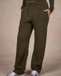 BASICS STRAIGHT LEG SWEATPANTS OLIVE