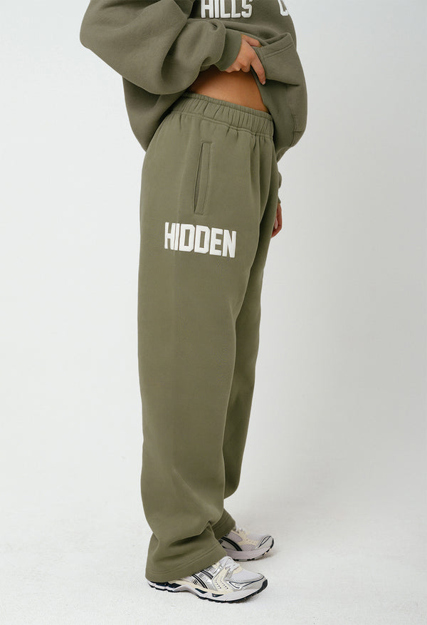GATED COMMUNITY STRAIGHT LEG SWEATPANTS SAGE