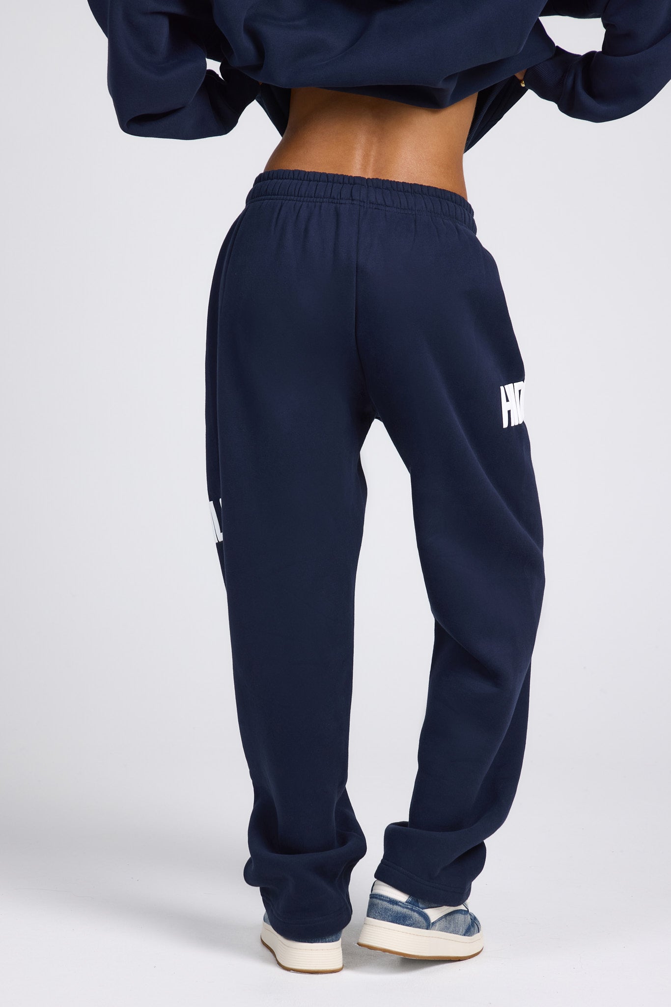 GATED COMMUNITY JOGGINGHOSE MIT GERADEM BEIN NAVY