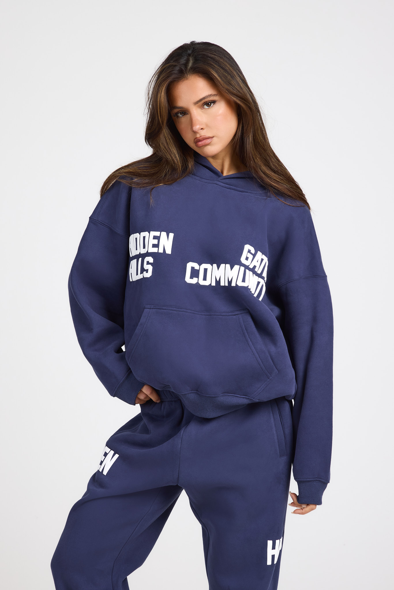 GATED COMMUNITY HOODIE FUTURE DUSK