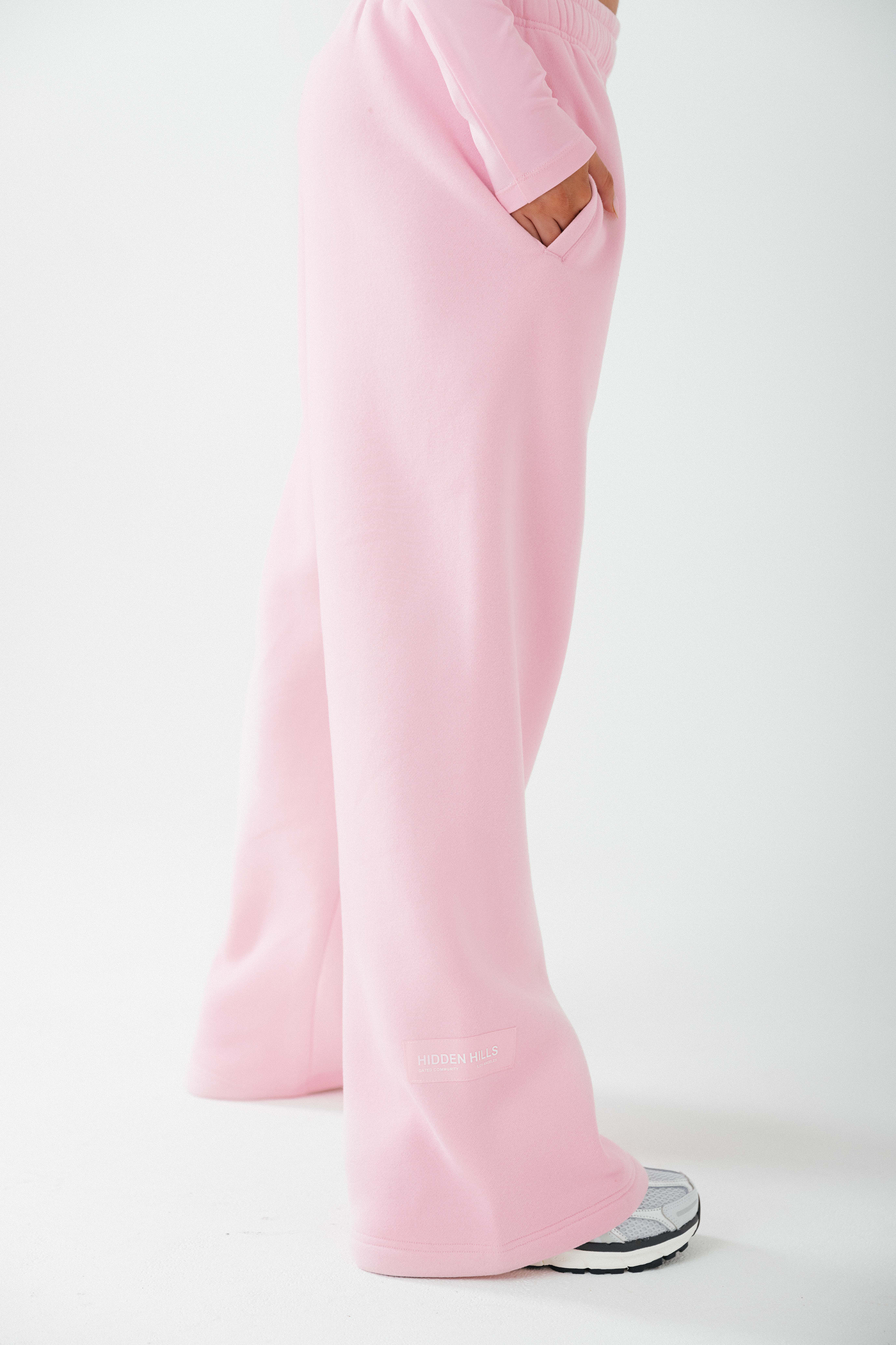 TAG STRAIGHT LEG SWEATPANTS LIGHT PINK