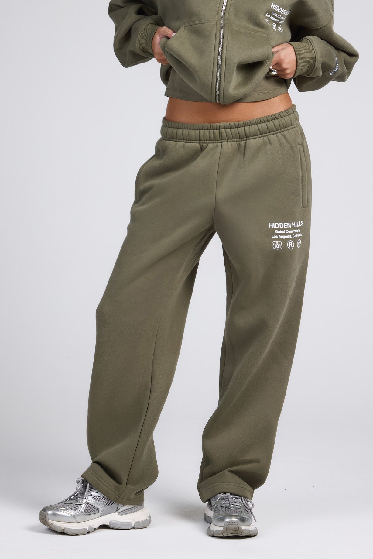 LABEL STRAIGHT LEG SWEATPANTS SAGE