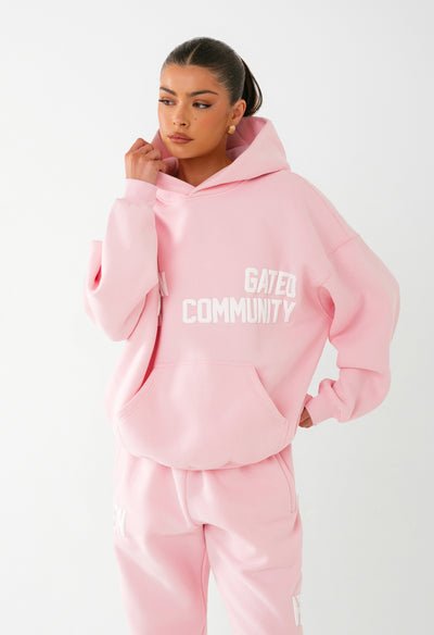 GATED COMMUNITY HOODIE LIGHT PINK